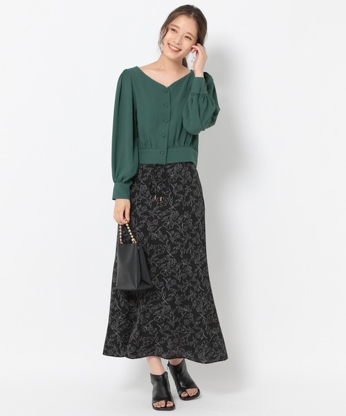 mysty woman(ミスティウーマン)の「楊柳フェミニンブラウス 236585(シャツ/ブラウス・レディース・ブラック/グリーン/キャメル・FREE)」の10枚目の写真