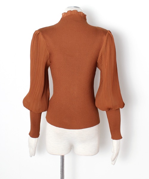 Primazel（プリマゼル）の「バルーンスリーブ袖コンシャスハイネックニットトップス（ニット/セーター・レディース・ホワイト/ベージュ/テラコッタ/ブラック・M）」の7枚目の写真