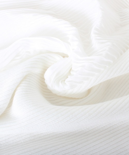 Primazel（プリマゼル）の「バルーンスリーブ袖コンシャスハイネックニットトップス（ニット/セーター・レディース・ホワイト/ベージュ/テラコッタ/ブラック・M）」の10枚目の写真