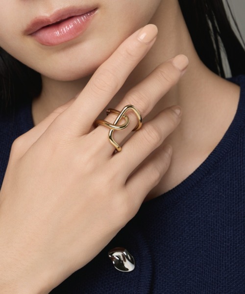 ciite'（シーテ）の「ビッグヒネリクロスリング（リング・レディース・シルバー/ゴールド・FREE）」の9枚目の写真