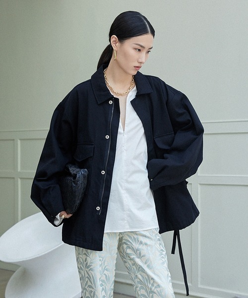 chuclla(チュクラ)の「【chuclla】【2021/AW】Cotton soutien collar jacket chwt21a01(その他アウター・レディース・クリーム/ブラック・FREE)」の2枚目の写真