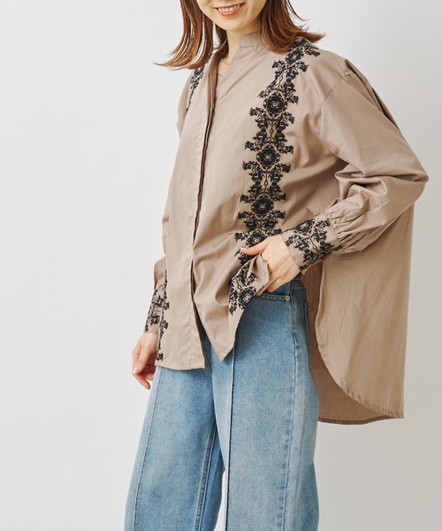 prose verse（プロズヴェール）の「フロント×カフス刺繍ブラウス（シャツ/ブラウス・レディース・ホワイト/ブラック/グレイッシュベージュ・MEDIUM）」の9枚目の写真