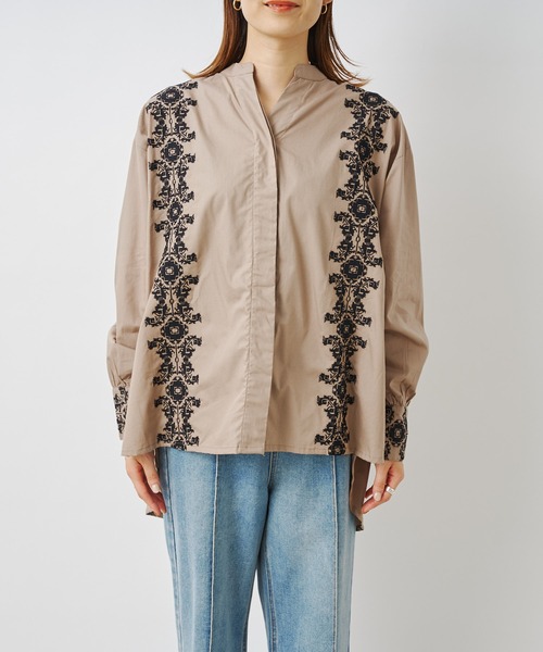 prose verse（プロズヴェール）の「フロント×カフス刺繍ブラウス（シャツ/ブラウス・レディース・ホワイト/ブラック/グレイッシュベージュ・MEDIUM）」の12枚目の写真