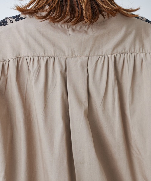 prose verse（プロズヴェール）の「フロント×カフス刺繍ブラウス（シャツ/ブラウス・レディース・ホワイト/ブラック/グレイッシュベージュ・MEDIUM）」の20枚目の写真