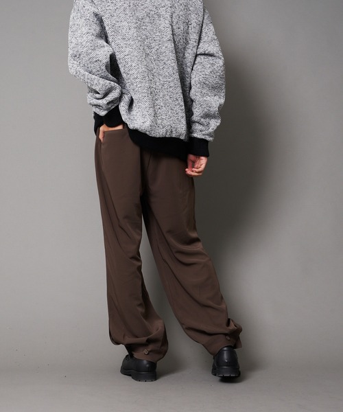 UNIIT(ユニット)の「【UNIIT/ユニット】裾カフス付き ルーズバルーンパンツ ワイドパンツ(その他パンツ・メンズ・チャコールグレー/ブラック/ベージュ・SMALL/MEDIUM/LARGE)」の11枚目の写真