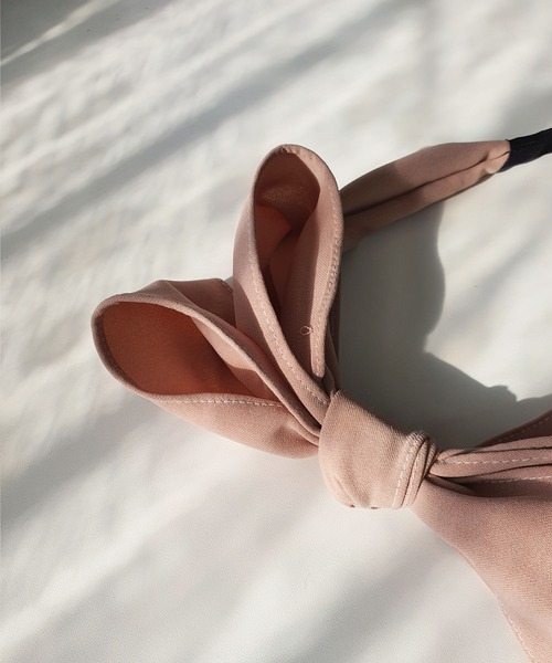 CEMONEMO（セモネモ）の「クラシカル ダブルリボン カチューシャ（カチューシャ・レディース・ブラック/ベージュ/ワイン・FREE）」の11枚目の写真