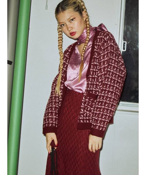 jouetie（ジュエティ）の「Vネックレトロカーディガン（カーディガン/ボレロ・レディース・ブラック/パープル/ボルドー・MEDIUM）」の20枚目の写真