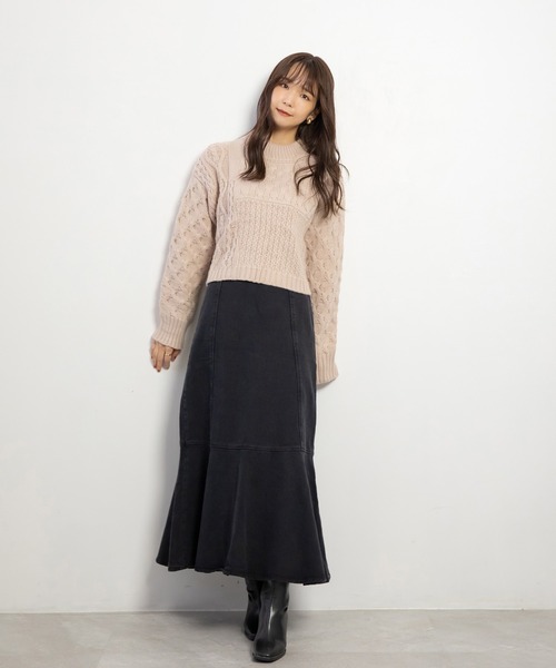 ADIRA(アディラ)の「ケーブルショートハイネックニット(ニット/セーター・レディース・アイボリー/ピンクベージュ/グリーン・MEDIUM)」の13枚目の写真