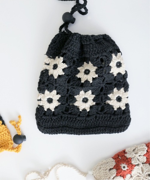 JOURNAL STANDARD relume（ジャーナルスタンダード　レリューム）の「CALIFORNIA クロシェニットポーチ（ボディバッグ/ウエストポーチ・メンズ・ホワイト/ブラック/イエロー/ブラック系その他・FREE）」の3枚目の写真