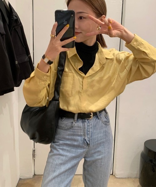 yuue' ( wear )(ユーイ)の「シンプルレザーショルダーバッグ(ショルダーバッグ・レディース・ブラック/オフホワイト/ライトイエロー・FREE)」の13枚目の写真