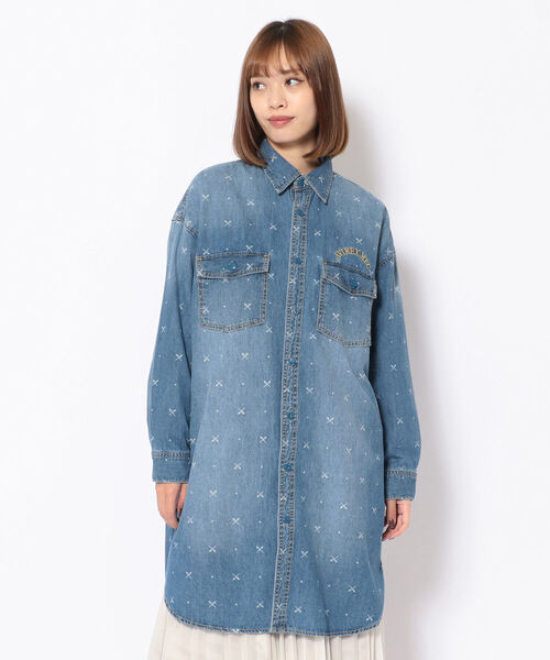 AVIREX（アヴィレックス）の「【Women's】WHOLE PATTERN TUNIC DENIM SHIRT/ 総柄チュニックデニムシャツ（シャツ/ブラウス・レディース・オフホワイト/ブルー系その他・FREE）」の4枚目の写真