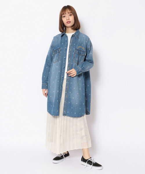 AVIREX（アヴィレックス）の「【Women's】WHOLE PATTERN TUNIC DENIM SHIRT/ 総柄チュニックデニムシャツ（シャツ/ブラウス・レディース・オフホワイト/ブルー系その他・FREE）」の10枚目の写真