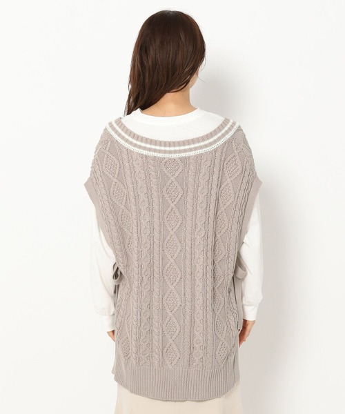 mysty woman（ミスティウーマン）の「チルデンケーブルベスト 269887（ベスト・レディース・ブラック/オフホワイト/ライトベージュ・FREE）」の19枚目の写真