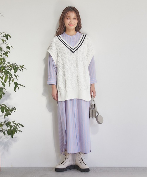 mysty woman（ミスティウーマン）の「チルデンケーブルベスト 269887（ベスト・レディース・ブラック/オフホワイト/ライトベージュ・FREE）」の21枚目の写真