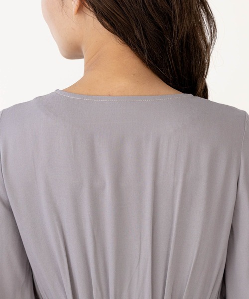 mysty woman（ミスティウーマン）の「ステッチパフワンピース 267035（ワンピース・レディース・ベージュ/ネイビー/グレー・FREE）」の13枚目の写真