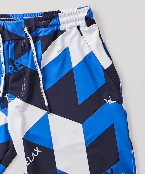 1piu1uguale3 RELAX（ウノピュウノウグァーレトレリラックス）の「【1PIU1UGUALE3 RELAX】GEOMETRIC RASH GUARD SHORTS / ラッシュガードショーツ（ラッシュガード・メンズ・ブラック系1/サックスブルー系・MEDIUM/X-LARGE/LARGE）」の14枚目の写真