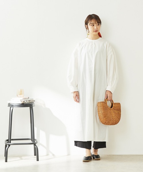 menue(メヌエ)の「2way Vカットバブーシュ(パンプス・レディース・ブラック/アイボリー/グレイッシュベージュ・41/39/36/37/40/35/34/38)」の4枚目の写真