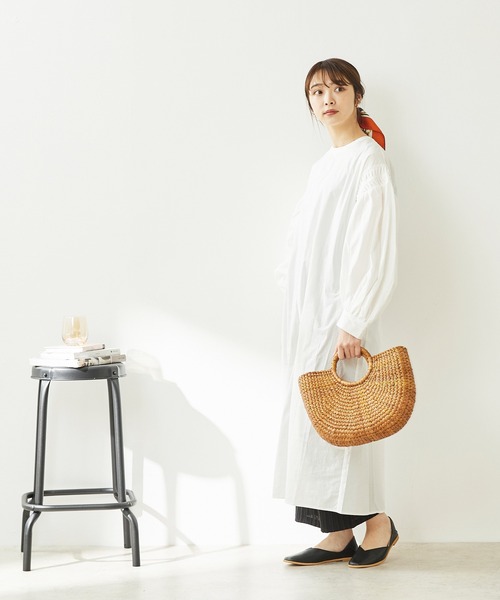 menue(メヌエ)の「2way Vカットバブーシュ(パンプス・レディース・ブラック/アイボリー/グレイッシュベージュ・41/39/36/37/40/35/34/38)」の17枚目の写真