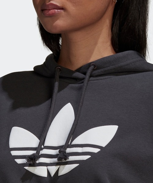 adidas（アディダス）の「クロップド パーカー / アディダスオリジナル