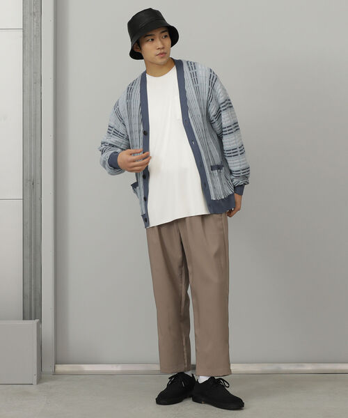 BEAMS HEART（ビームスハート）の「BEAMS HEART / レトロ ジャガード ビッグ カーディガン（カーディガン/ボレロ・メンズ・ブルー系その他/ブラック・MEDIUM/LARGE/SMALL）」の12枚目の写真