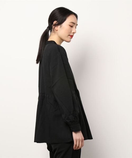 HONEYSUCKLE ROSE（ハニーサックルローズ）の「【HONEYSUCKLE ROSE】ティアードブラウス（シャツ/ブラウス・レディース・ライトベージュ/オフホワイト/ブラック・M/L）」の4枚目の写真