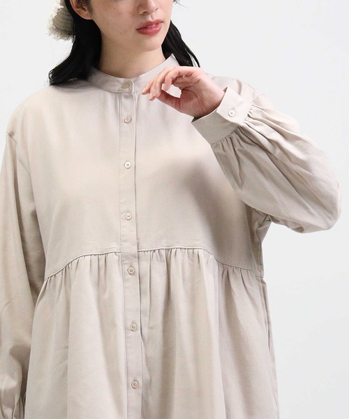 HONEYSUCKLE ROSE（ハニーサックルローズ）の「【HONEYSUCKLE ROSE】ティアードブラウス（シャツ/ブラウス・レディース・ライトベージュ/オフホワイト/ブラック・M/L）」の15枚目の写真