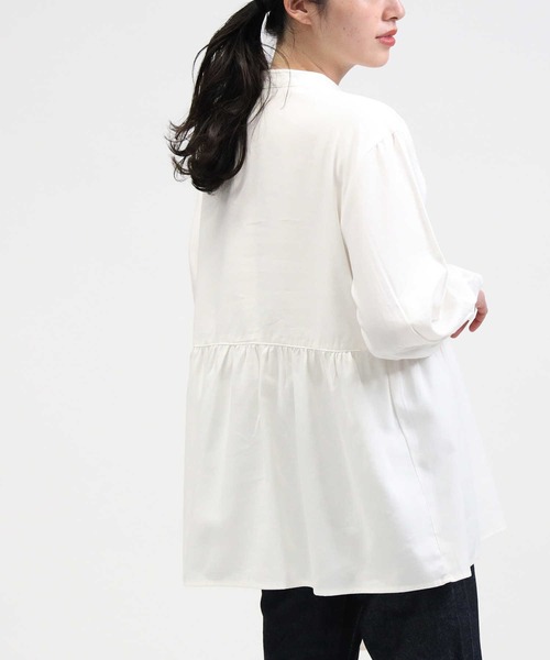 HONEYSUCKLE ROSE（ハニーサックルローズ）の「【HONEYSUCKLE ROSE】ティアードブラウス（シャツ/ブラウス・レディース・ライトベージュ/オフホワイト/ブラック・M/L）」の7枚目の写真