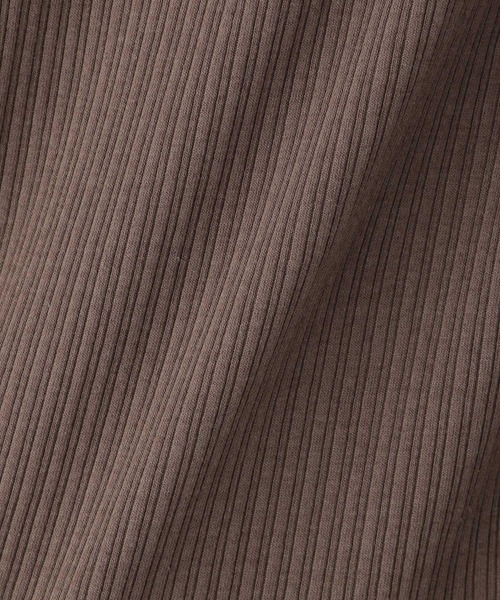 GLOBAL WORK(グローバルワーク)の「Beauteeスクエアプルオーバー長袖/259456(Tシャツ/カットソー・レディース・ブラック/オフホワイト/キャメル・MEDIUM/LARGE)」の21枚目の写真