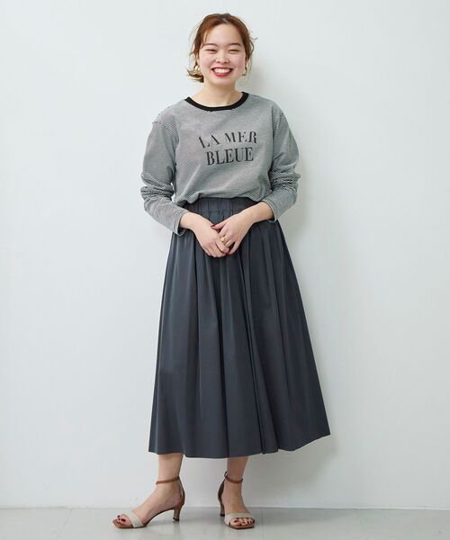 le.coeur blanc（ルクールブラン）の「LE MER ロゴプリントロングTシャツ（Tシャツ/カットソー・レディース・オフホワイト/ブラック系その他・38）」の7枚目の写真