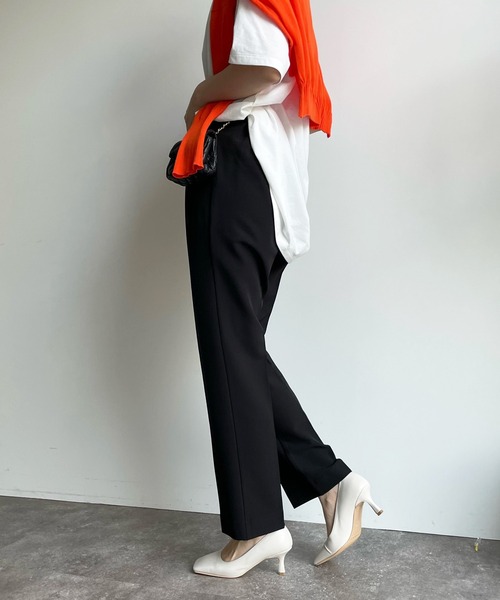 DouDou(ドゥドゥ)の「センタープレスソフトテーパードパンツ(その他パンツ・レディース・ブラック/グリーン/グレイッシュベージュ・38/36)」の10枚目の写真