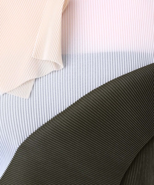 kotohayokozawa（コトハヨコザワ）の「kotohayokozawa NO SLEEVE TOP HIGH NECK TD22S-P02（タンクトップ・レディース・ホワイト/ブルー/ブラック/ベージュ・FREE）」の19枚目の写真