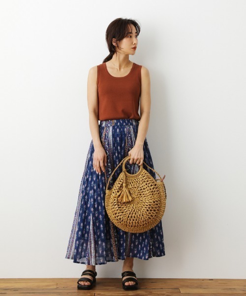 RODEO CROWNS WIDE BOWL（ロデオクラウンズワイドボウル）の「ニットノースリーブトップス（タンクトップ・レディース・ブラウン/ブラック/アイボリー・FREE）」の4枚目の写真