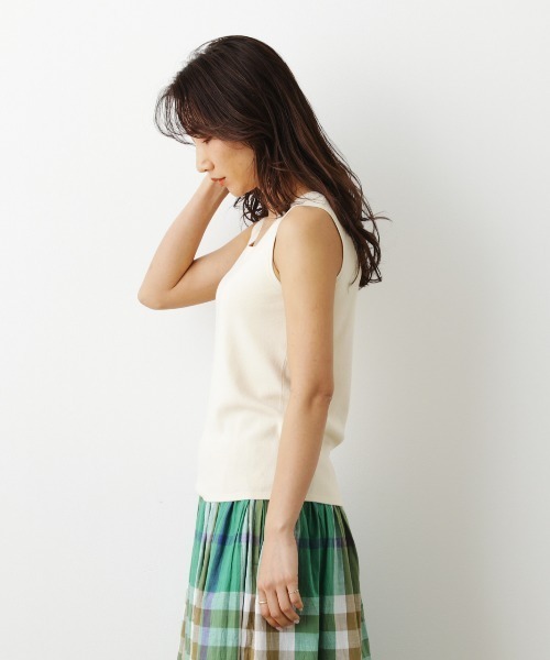 RODEO CROWNS WIDE BOWL（ロデオクラウンズワイドボウル）の「ニットノースリーブトップス（タンクトップ・レディース・ブラウン/ブラック/アイボリー・FREE）」の5枚目の写真