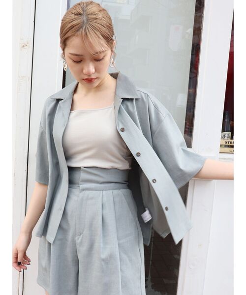 MURUA（ムルーア）の「リラックスリネンライクシャツ【セットアップ着用可能】（シャツ/ブラウス・レディース・ベージュ/ブラウン/ブルー・FREE）」の3枚目の写真