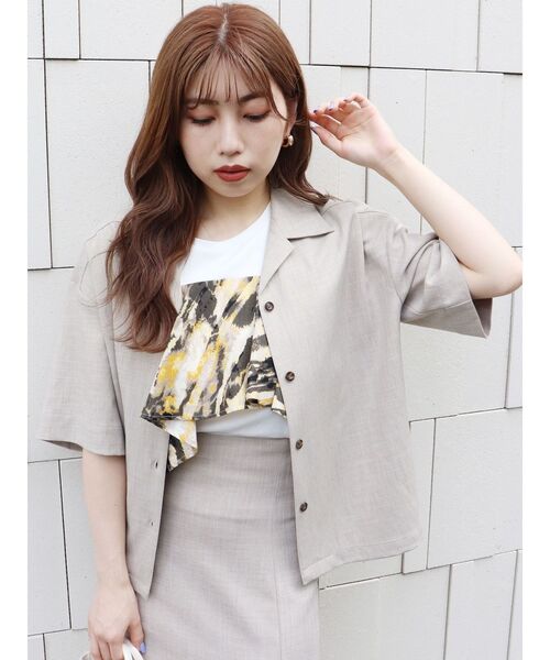 MURUA（ムルーア）の「リラックスリネンライクシャツ【セットアップ着用可能】（シャツ/ブラウス・レディース・ベージュ/ブラウン/ブルー・FREE）」の16枚目の写真