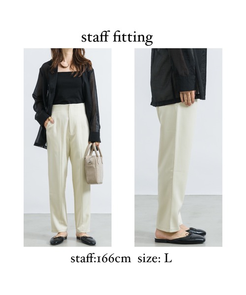 NEUNA（ヌナ）の「【セットアップ対応】【脚長細見え】ハイウエストテーパードスラックスパンツ（スラックス・レディース・アイボリー/ブラック/ブラウン・MEDIUM/LARGE/SMALL）」の16枚目の写真