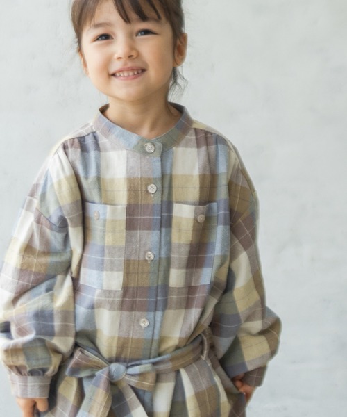 pairmanon（ペアマノン）の「ウエストベルト付きシャツワンピース（シャツワンピース・キッズ・ブラウン系その他/グレー系その他5/ベージュ系その他・140/130/100/90/150/120/110）」の3枚目の写真