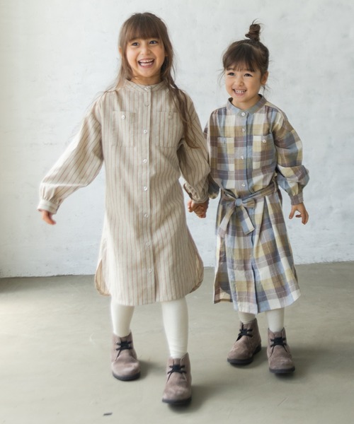 pairmanon（ペアマノン）の「ウエストベルト付きシャツワンピース（シャツワンピース・キッズ・ブラウン系その他/グレー系その他5/ベージュ系その他・140/130/100/90/150/120/110）」の13枚目の写真