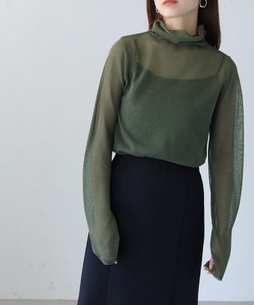 cheriella(シェリエラ)の「【cheriella】WEB限定フィンガーホールシアータートルニット 新色追加 WEB LIMITED FINGER HOLE SHEER TURTLE KNIT NEW COLOR(ニット/セーター・レディース・ブラック/ベージュ/カーキ/アイボリー/ワインレッド/ブルー/ライトグリーン/オフホワイト/ダークグリーン・M)」の6枚目の写真
