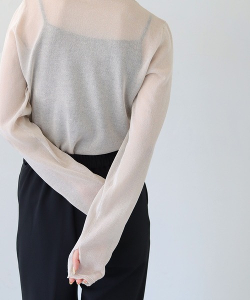 cheriella(シェリエラ)の「【cheriella】WEB限定フィンガーホールシアータートルニット 新色追加 WEB LIMITED FINGER HOLE SHEER TURTLE KNIT NEW COLOR(ニット/セーター・レディース・ブラック/ベージュ/カーキ/アイボリー/ワインレッド/ブルー/ライトグリーン/オフホワイト/ダークグリーン・M)」の14枚目の写真