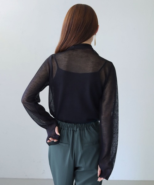 cheriella(シェリエラ)の「【cheriella】WEB限定フィンガーホールシアータートルニット 新色追加 WEB LIMITED FINGER HOLE SHEER TURTLE KNIT NEW COLOR(ニット/セーター・レディース・ブラック/ベージュ/カーキ/アイボリー/ワインレッド/ブルー/ライトグリーン/オフホワイト/ダークグリーン・M)」の22枚目の写真