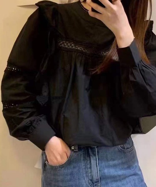 DAY CLOSET(デイ クローゼット)の「レディース 長袖カットワークフリル切り替えブラウス(シャツ/ブラウス・レディース・ホワイト/ブラック/グレイッシュベージュ・ONE SIZE)」の5枚目の写真