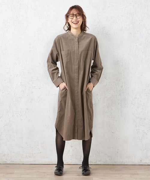 Petit Honfleur(プチオンフルール)の「コーデュロイシャツワンピース(ワンピース・レディース・ベージュ/カーキ・L/M)」の16枚目の写真