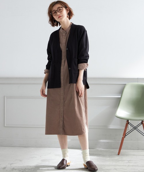 Petit Honfleur(プチオンフルール)の「コーデュロイシャツワンピース(ワンピース・レディース・ベージュ/カーキ・L/M)」の15枚目の写真
