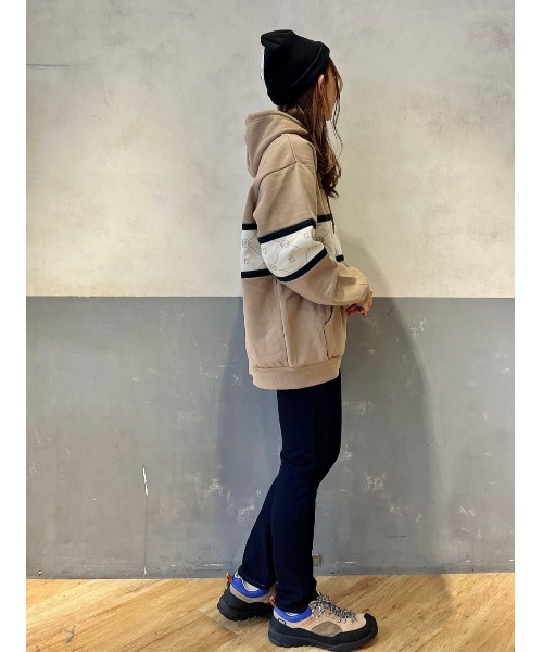 FILA(フィラ)の「【FILA】カラー切替パーカー(パーカー・レディース・ネイビー/ベージュ/グリーン・M/L)」の15枚目の写真