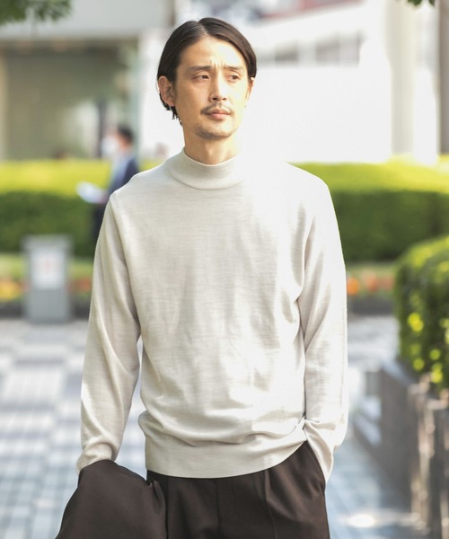 URBAN RESEARCH DOORS（アーバンリサーチドアーズ）の「LIFE STYLE TAILOR　ハーモニーモックネックニット（ニット/セーター・メンズ・グリーン/チャコールグレー/ホワイト/ネイビー・40/38）」の6枚目の写真
