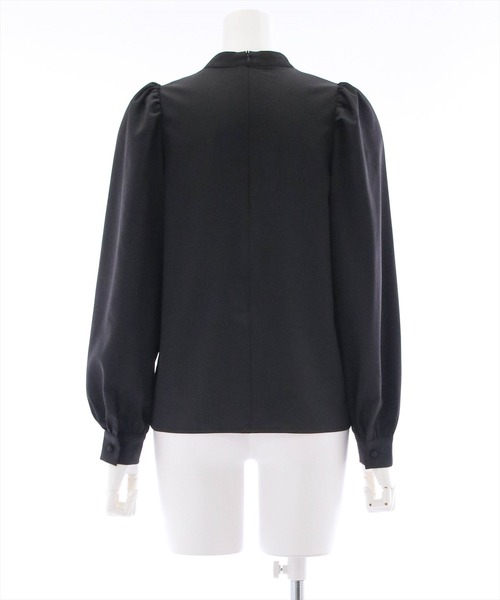 clear（クリア）の「バンドカラークルミボタンブラウス（シャツ/ブラウス・レディース・オフホワイト/ブラック・F）」の6枚目の写真