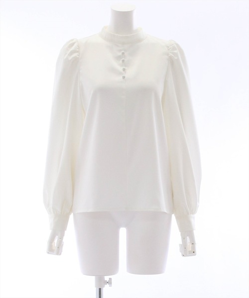 clear（クリア）の「バンドカラークルミボタンブラウス（シャツ/ブラウス・レディース・オフホワイト/ブラック・F）」の19枚目の写真