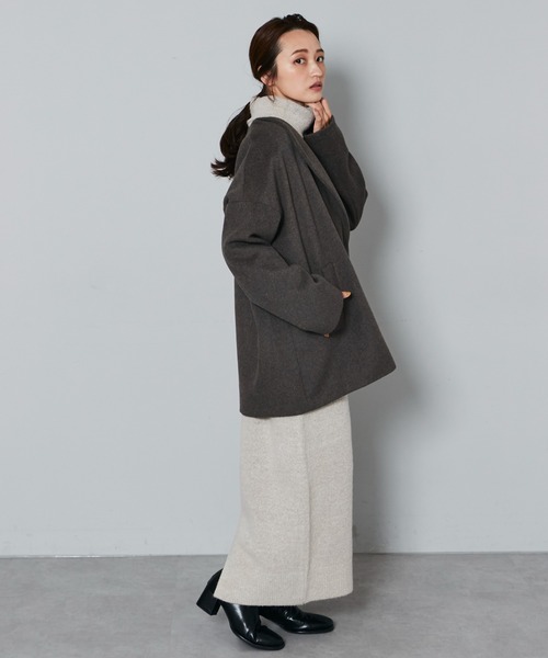 Kastane（カスタネ）の「B ノーカラーミドルコートストールSET（ノーカラーコート・レディース・チャコールグレー/ブラウン・FREE）」の8枚目の写真