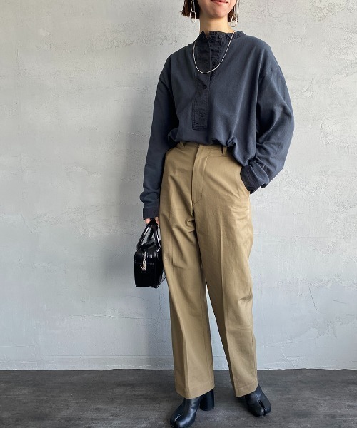 THE SHINZONE（ザ　シンゾーン）の「[THE SHINZONE/ザ シンゾーン] ミリタリー ヘンリープルオーバーカットソー（Tシャツ/カットソー・レディース・ホワイト/ブラック/セージグリーン・F）」の5枚目の写真